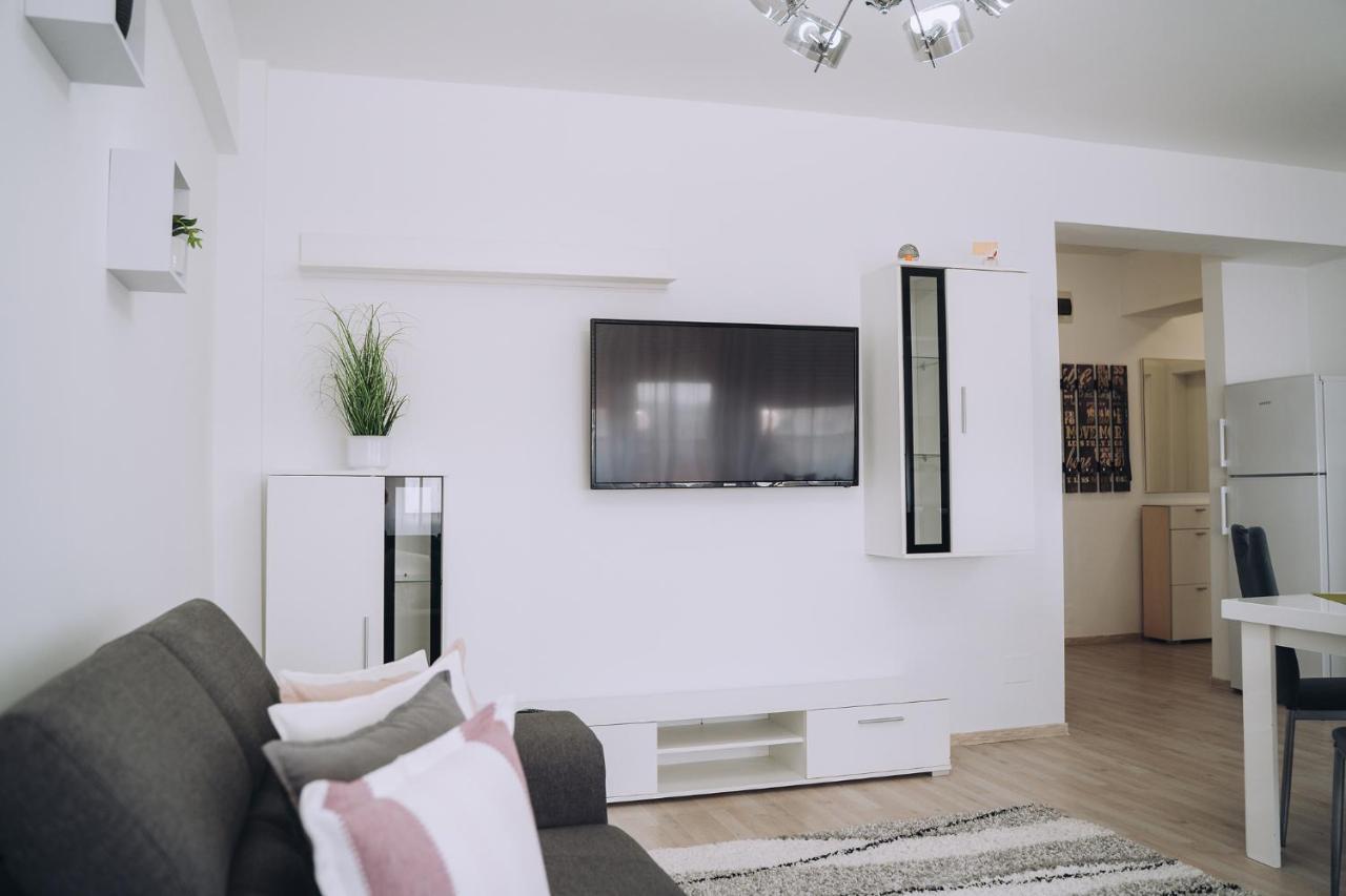 Class Deluxe Apartments オラデア エクステリア 写真